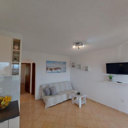 Apartments Gojevic Bol Exterior photo