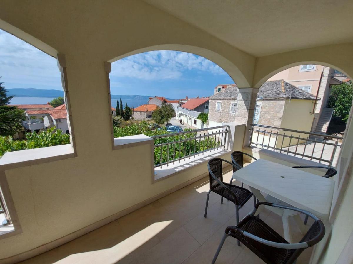 Apartments Gojevic Bol Exterior photo