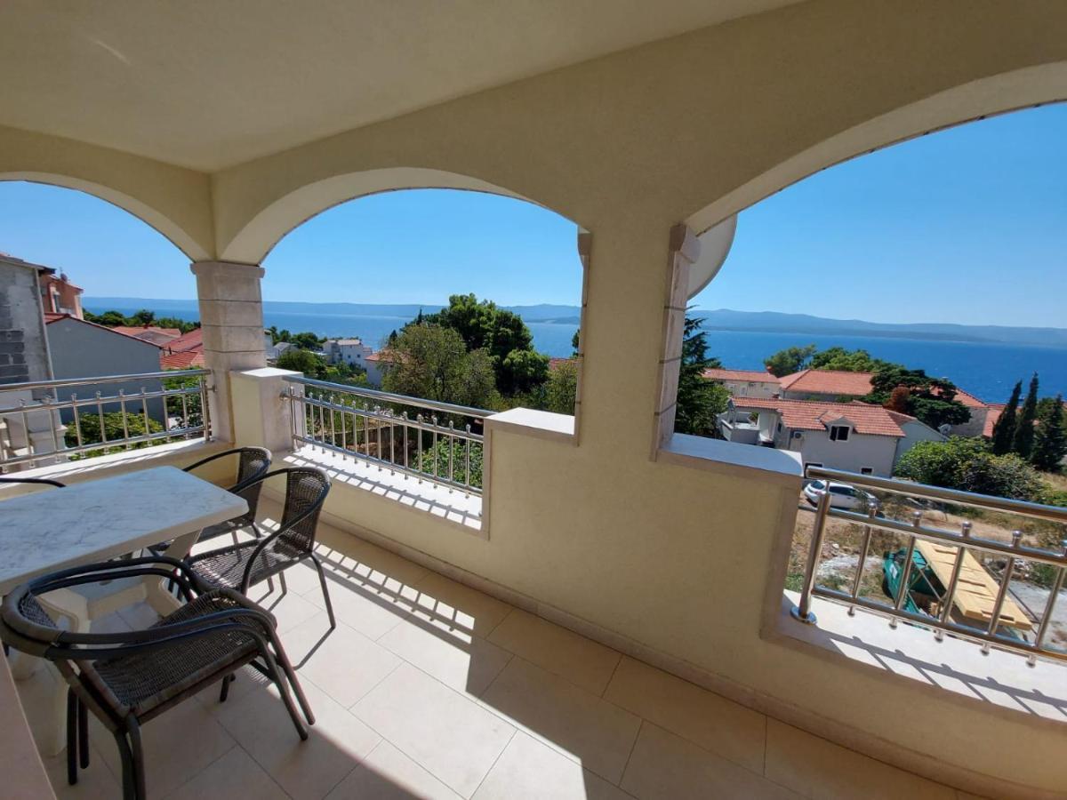 Apartments Gojevic Bol Exterior photo